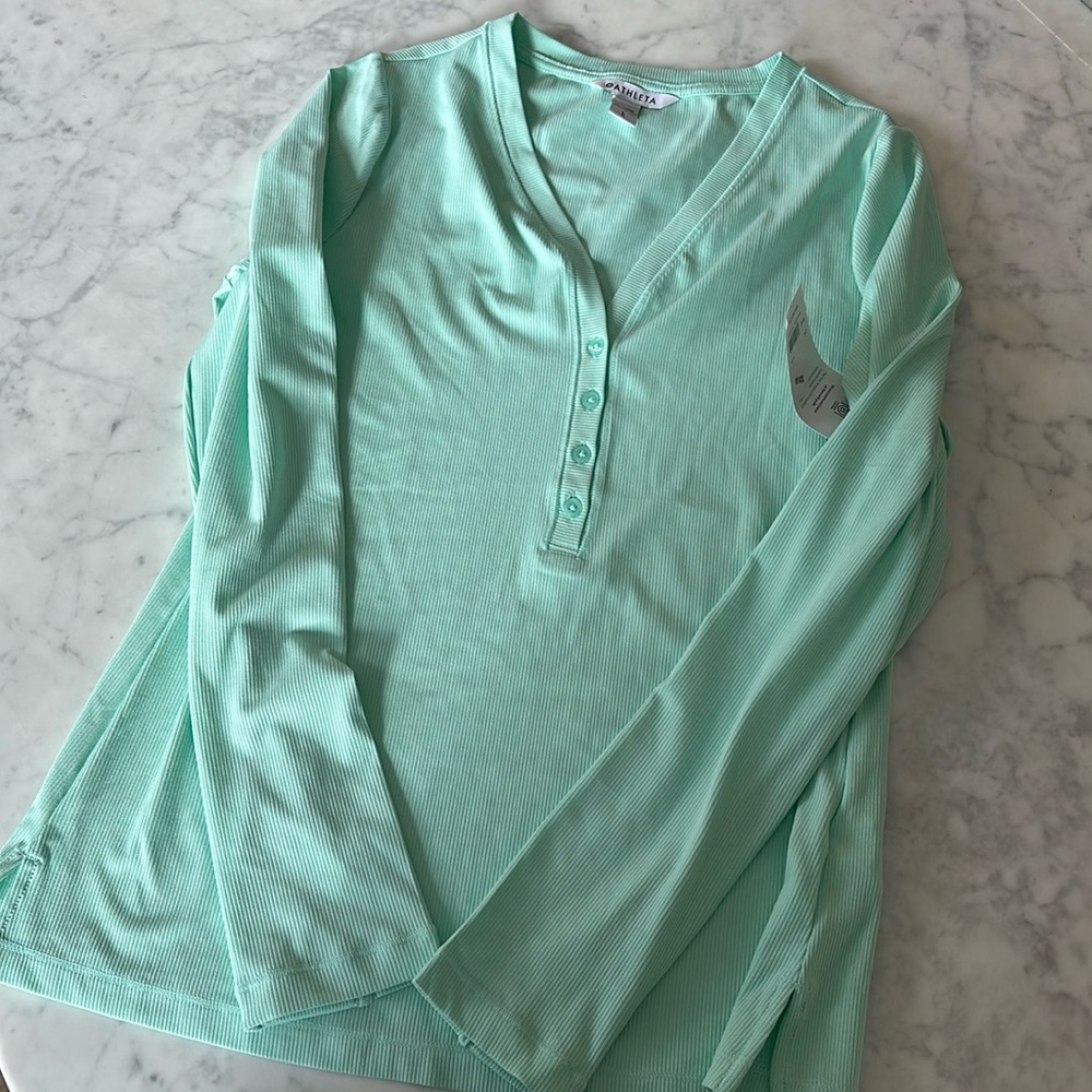 Athleta ribbed long sleeved button V-neck